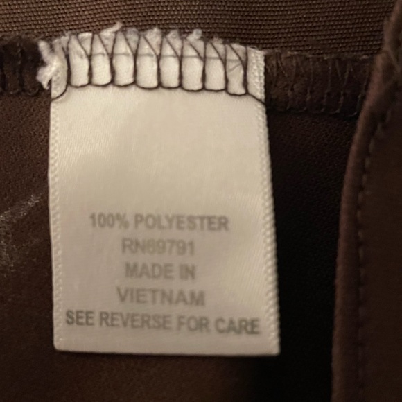 Dress Barn Short Sleeved Brown and Gold jungle print blouse, Sz XL - Picture 5 of 5